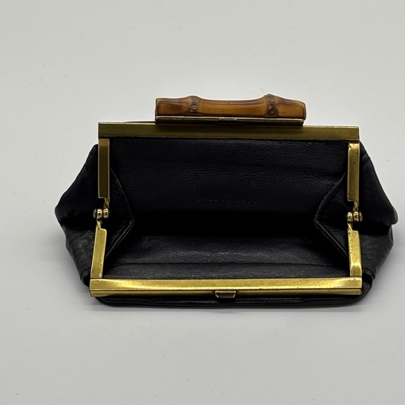 Gucci Vintage Black Leather Coin Purse with Bamboo Kiss Lock - Picture 4 of 5
